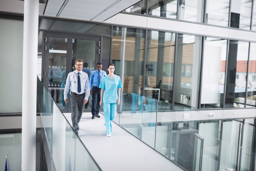 doctors-nurse-walking-corridor